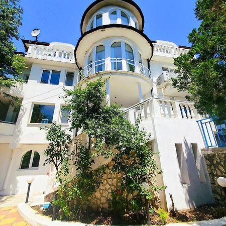 Guest House Blago Varna Esterno foto