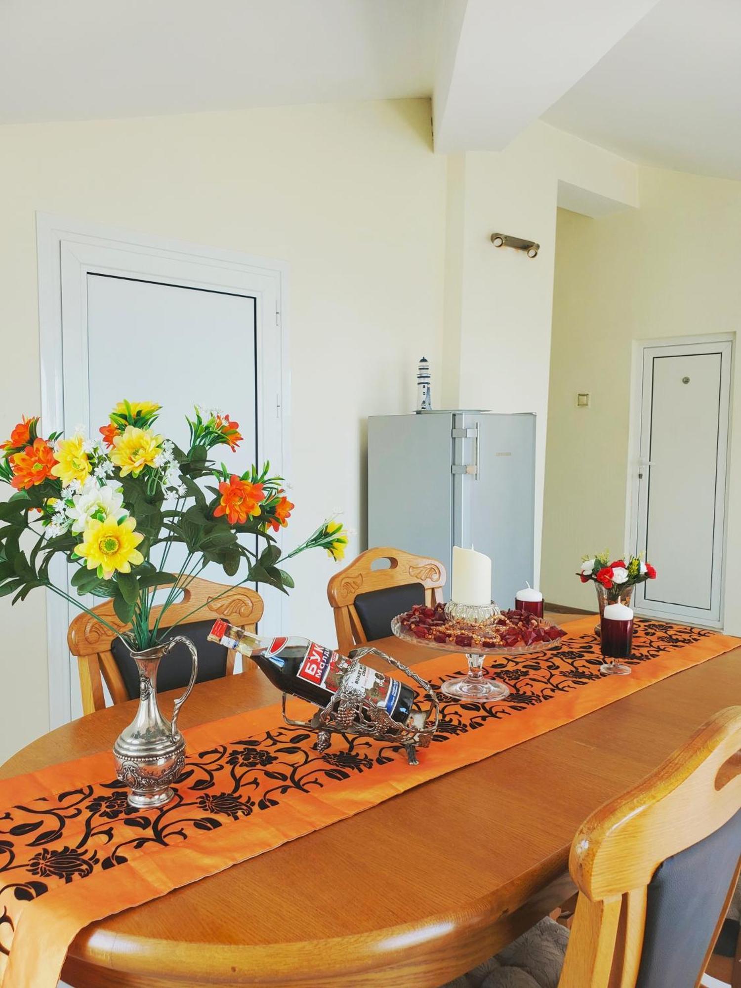 Guest House Blago Varna Esterno foto