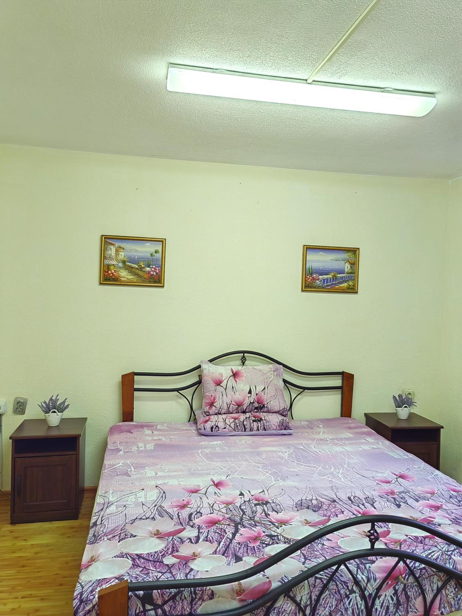 Guest House Blago Varna Esterno foto
