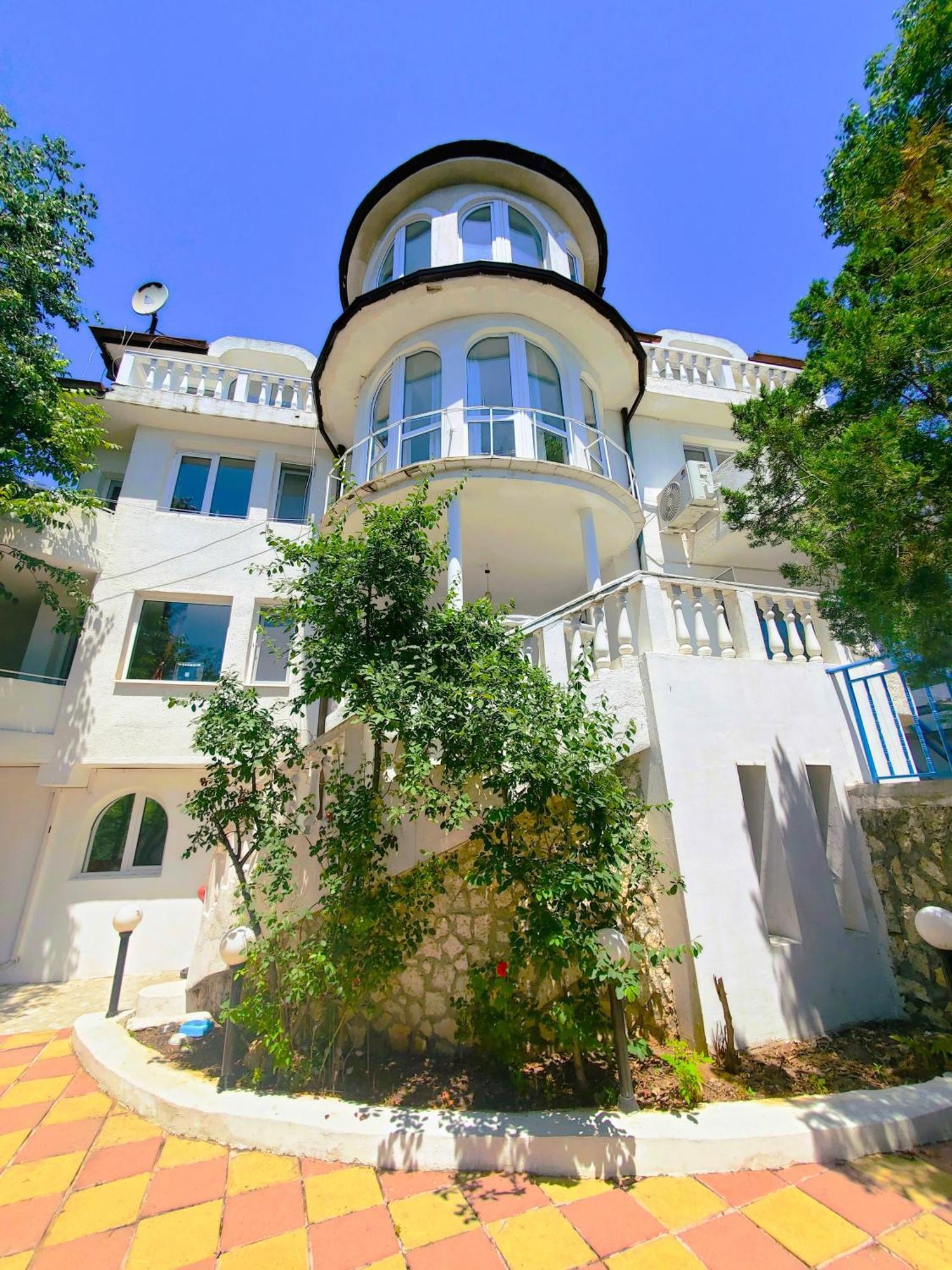 Guest House Blago Varna Esterno foto